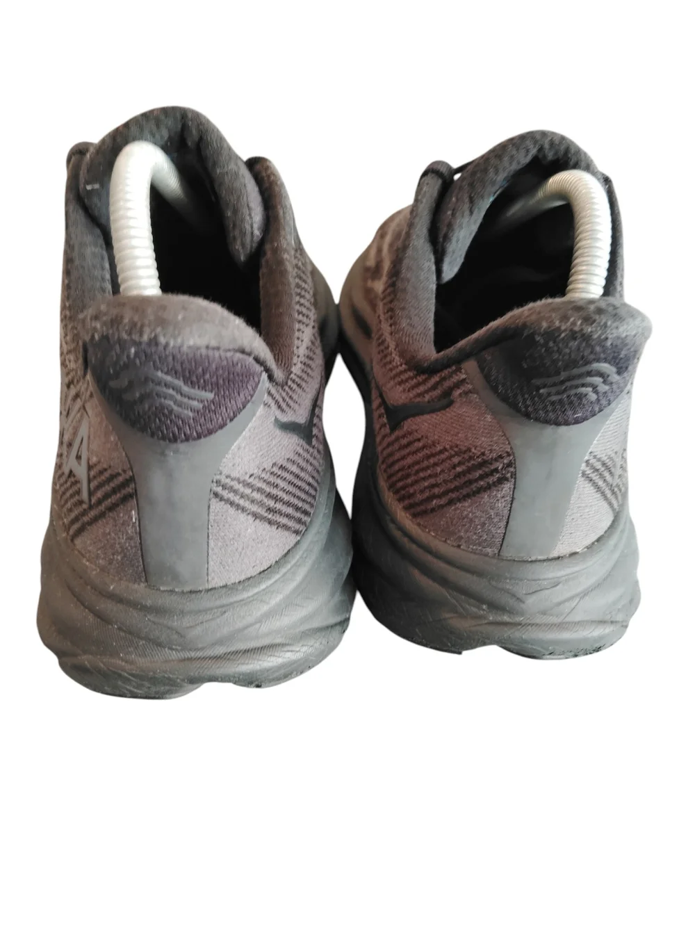 Hoka One One Clifton 9 Running Shoes Sz 8.5